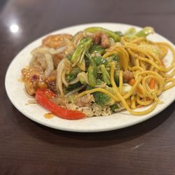 Asian Buffet - Vegetable lo mein, beef broccoli, general Tso's chicken