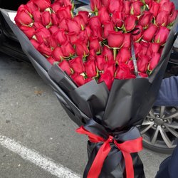 Bonita Blooms - 100 rose heart bouquet