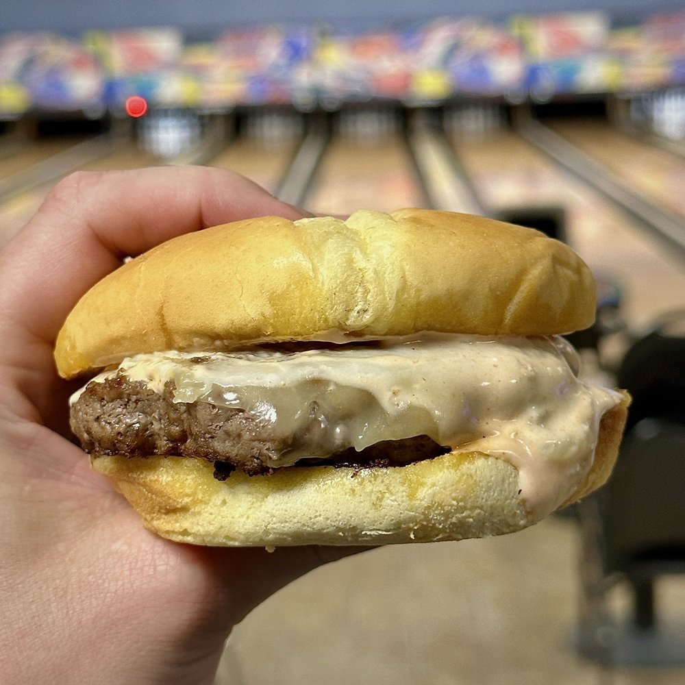 MCPETE’S SPORTS BAR & LANES Updated May 2024 13 Reviews 590