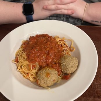 Bella Sera - Kid's spaghetti and meatballs - Italian Near Me - Marble Falls, Texas Bella Sera - Kid's spaghetti and meatballs - Italian Near Me - Marble Falls, Texas