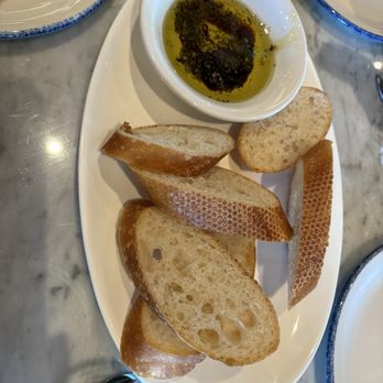 36 Granada - Bread to start off with olive oil - Vietnamese Near Me - St. Augustine, Florida