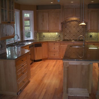 Creation Stone LLC - granite slab w/ travertine backsplash - General Contractors Near Me - Newberg, Oregon Creation Stone LLC - granite slab w/ travertine backsplash - General Contractors Near Me - Newberg, Oregon