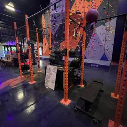Fort Rock Climbing Center