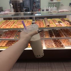 Donut Party - Brown sugar boba