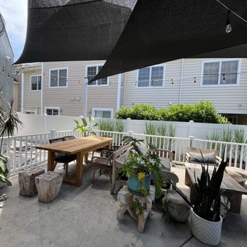 Rise Up Coffee Roasters - Outdoor seating - Coffee & Tea Near Me - Rehoboth Beach, Delaware