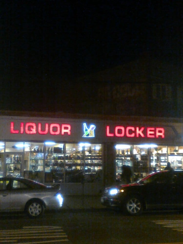 THE LIQUOR LOCKER Updated May 2024 20 Reviews 17210 46th Ave