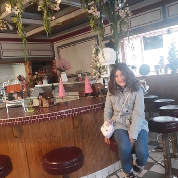 Granlund's Restaurant - Loved the decorations - New American Near Me - Yucaipa, California