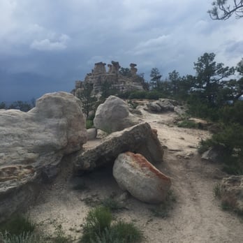 Pulpit Rock Park - Path up right side of rock - Hiking Near Me - Colorado Springs, Colorado Pulpit Rock Park - Path up right side of rock - Hiking Near Me - Colorado Springs, Colorado
