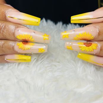 Surema Estarda - Nail Technicians Near Me - Spring Hill, Florida Surema Estarda - Nail Technicians Near Me - Spring Hill, Florida