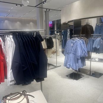 H&M - Men's Clothing Near Me - New York, New York