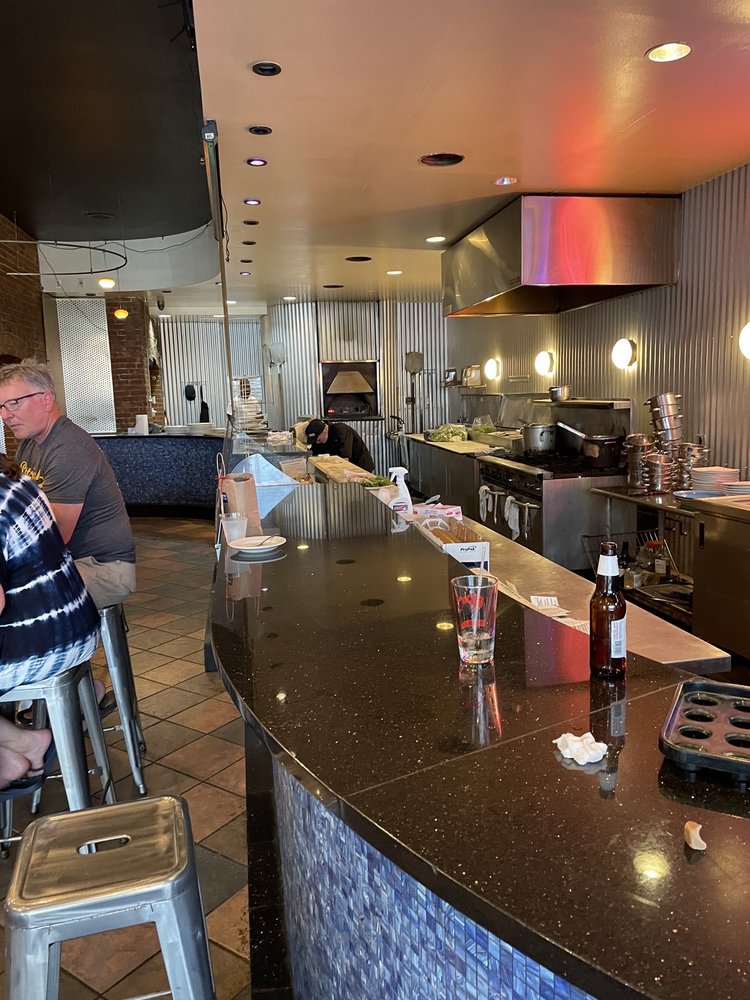 Roland's Seafood Grill
