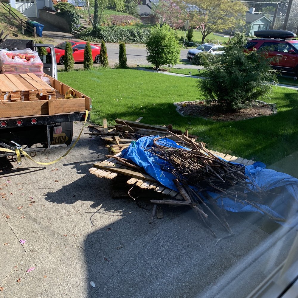 206 Fencing - Haul away - Fences & Gates Near Me