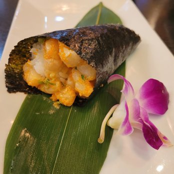 Sushi Pop - Spicy Scallop Handroll - Japanese Near Me - Fullerton, California Sushi Pop - Spicy Scallop Handroll - Japanese Near Me - Fullerton, California