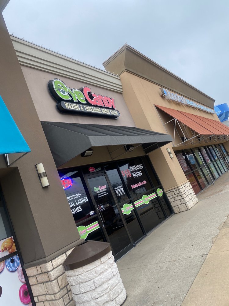 EYECANDY WAXING & THREADING BROW SALON Updated August 2024 43