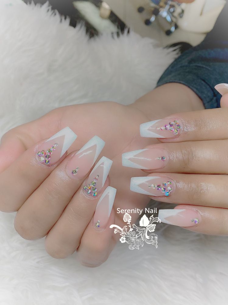 SERENITY NAILS AND LASHES STUDIO Updated July 2024 1033 Photos