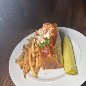 The Fishmonger’s Daughter - Lobster roll - Seafood Near Me - Catonsville, Maryland The Fishmonger’s Daughter - Lobster roll - Seafood Near Me - Catonsville, Maryland