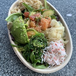 Poke bowl with spicy tuna and salmon Poke bowl with spicy tuna and salmon