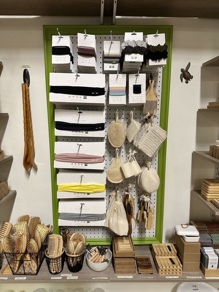 FRANK’S MARKET & REFILLERY Updated April 2024 14 Photos 658