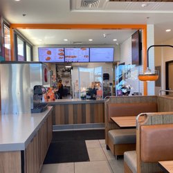 popeyes - Interior ordering screen... note one side out of order