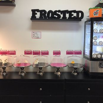 Frosted by Darla - Inside the store - Cupcakes Near Me - Jacksonville, Florida