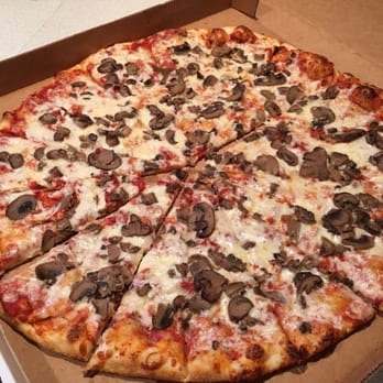 Riccardo's - Love their mushroom pizza! - Italian Near Me - Belleview, Florida Riccardo's - Love their mushroom pizza! - Italian Near Me - Belleview, Florida
