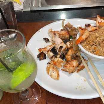 Benihana - Short Hills - Sushi Bars Near Me - Short Hills, New Jersey