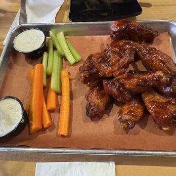 Nickel's Pit BBQ - Corning - Hot bbq wings - Barbeque Near Me - Corning, New York