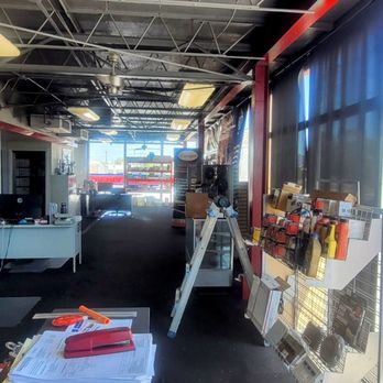 Budget Transmission Masters - Inside store - Transmission Repair Near Me - Albuquerque, New Mexico
