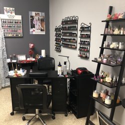 Bernadettes Salon - Best salon I've ever been too!!! Amazing job and amazon service