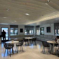 The Angeles Clinic and Research Institute