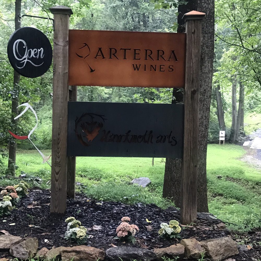 Arterra Wines - Wineries Near Me - Delaplane, Virginia