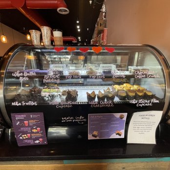 Cafe 86 - Pastry display case - Desserts Near Me - San Diego, California