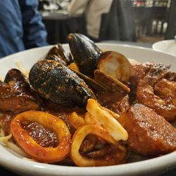 Fiore Rosso Italian Restaurant - Seafood Fra Diablo