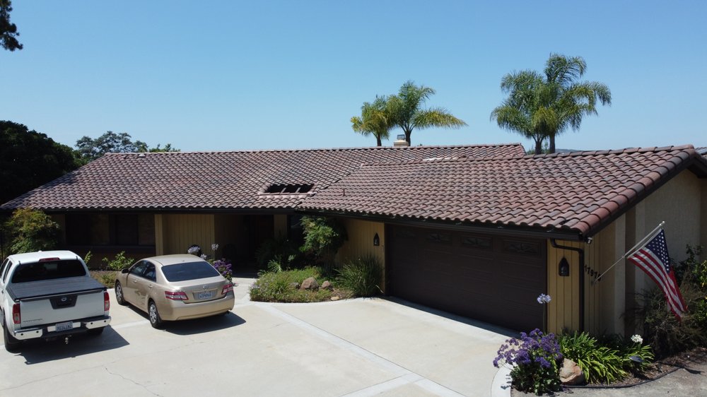 Slide of Araujo Roofing