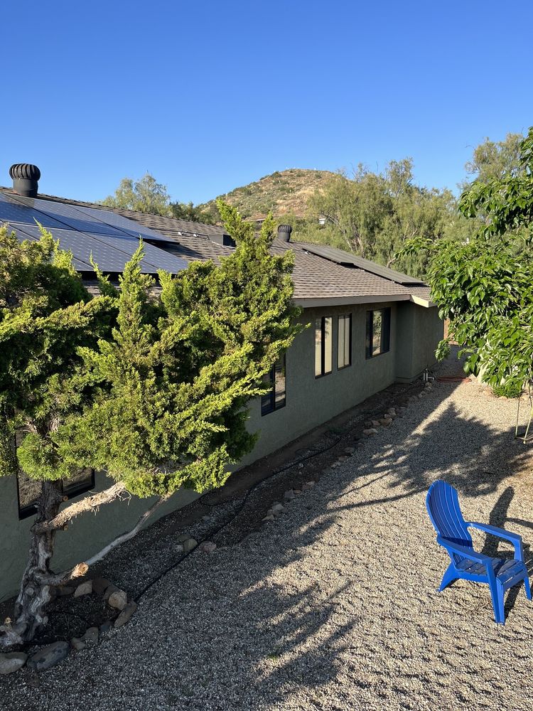 Slide of LA Solar Group