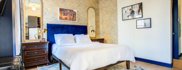 The Bush Temple - River North by null