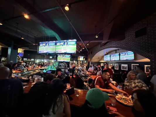 Cask 'N Flagon by null