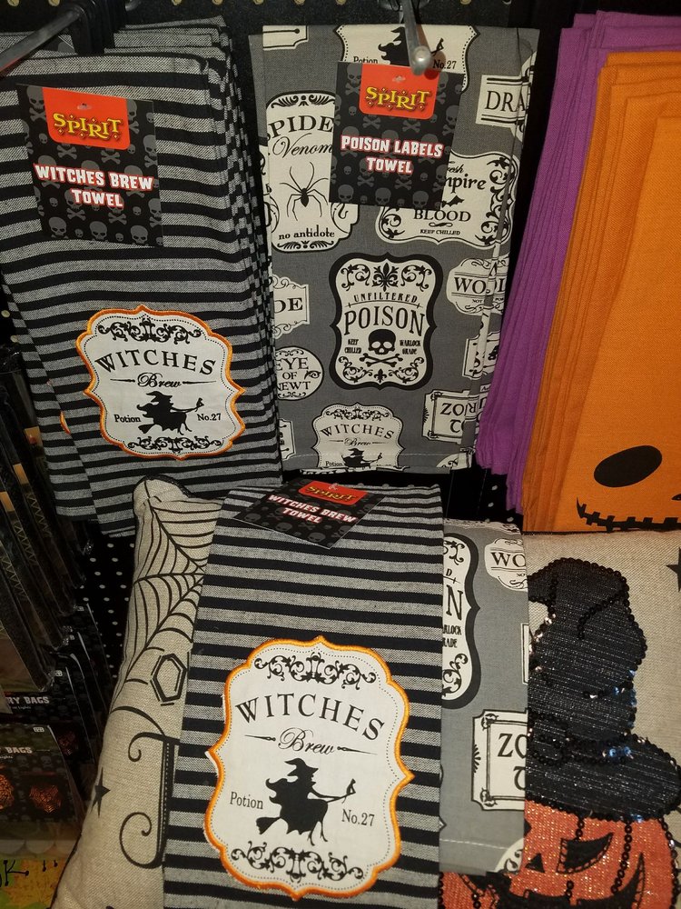 SPIRIT HALLOWEEN Updated September 2024 11521 NW 12th St, Miami