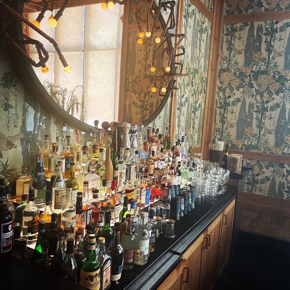 Goldie's Sunken Bar - Sunken Bar at Goldie's at the Proper Hotel - Cocktail Bars Near Me - Austin, Texas