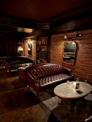 Watts & Ward by null