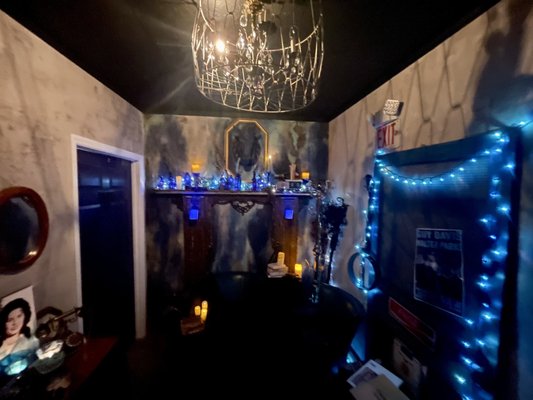Blue Jay Listening Room by null