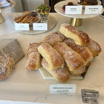 Cafe de Casa - pastry case - Brazilian Near Me - San Francisco, California Cafe de Casa - pastry case - Brazilian Near Me - San Francisco, California