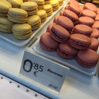 Plaça Catalunya - McDonald's macaroons - Landmarks & Historical Buildings Near Me - Barcelona, B Plaça Catalunya - McDonald's macaroons - Landmarks & Historical Buildings Near Me - Barcelona, B