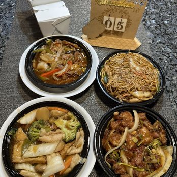 Teng's Restaurant - Chinese Near Me - Levittown, New York