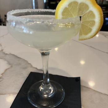 1922 On The Square - Lemondrop Martini - American Near Me - Newark, Ohio