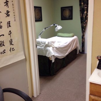 Pacific Beach Acupuncture - Acupuncture Near Me - San Diego, California
