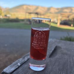 The Gorge White House - Hard cider flight - Mixed Berry