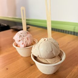 Rose pistachio & orange cardamom chai, earl grey and victorian fog Rose pistachio & orange cardamom chai, earl grey and victorian fog