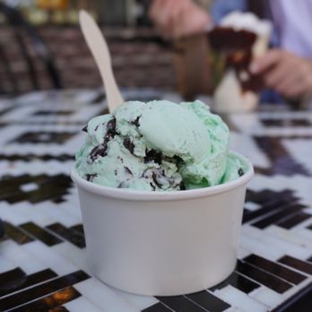 Lappert's Ice Cream - Mint Chip Cup - Ice Cream & Frozen Yogurt Near Me - Sausalito, California