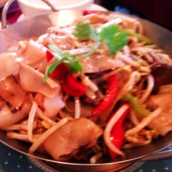 Dragon Town Chinese & Thai Restaurant - Beef Ho Fun